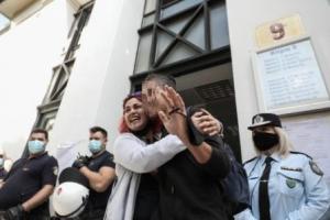 Ελεύθερος ο 14 χρονος μαθητής από το Χαλάνδρι αλλα και οι υπόλοιποι μαθητές που κρατούνταν 5 μέρες στη ΓΑΔΑ