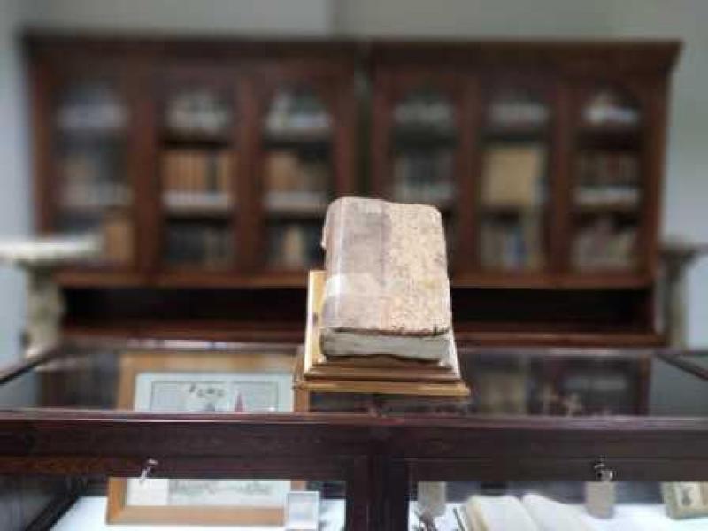 Βίντεο με τους θησαυρούς της Κοβενταρείου Βιβλιοθήκης Κοζάνης