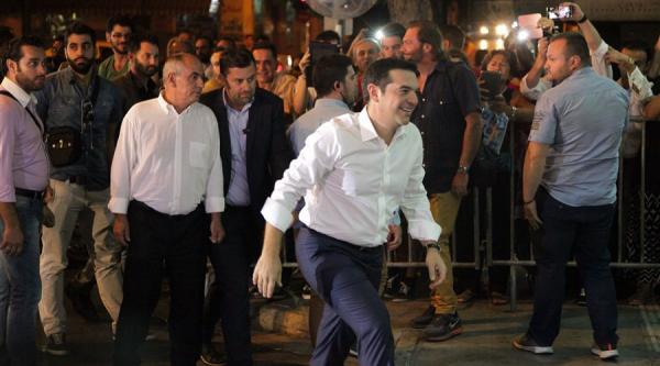 Μεγάλη νίκη του ΣΥΡΙΖΑ οκτακομματική βουλή εκτός η ΛΑ.Ε του Π. Λαφαζάνη