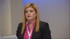 Ελ. Χατζηγεωργίου: &quot;Δώσαμε το βάρος στα πολύ φτωχά λαϊκά στρώματα και η μεσαία τάξη έμεινε να συμπιέζεται&quot;