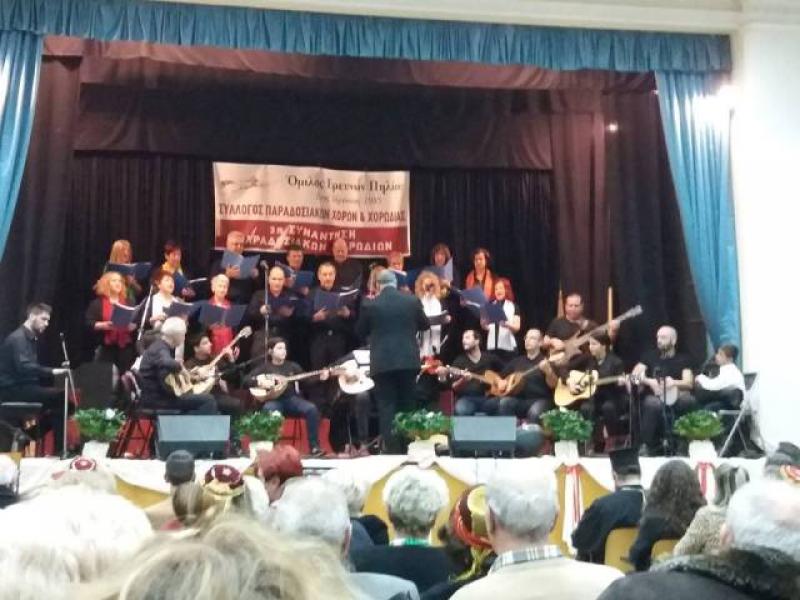 Η Χορωδία Παραδοσιακής Μουσικής του Δημοτικού Ωδείου, στην 3η Συνάντηση Παραδοσιακών Χορωδιών