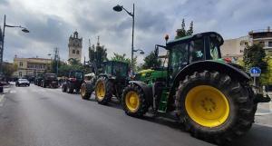 απο την κινητοποίηση τους στο δημαρχείο Κοζανης 