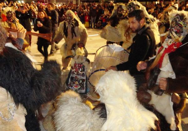 Εμφάνιση κωδωνοφόρων τμημάτων στην βραδιά χάλκινων από Pernik Βουλγαρίας και Prilep ΠΓΔΜ(photo-video)