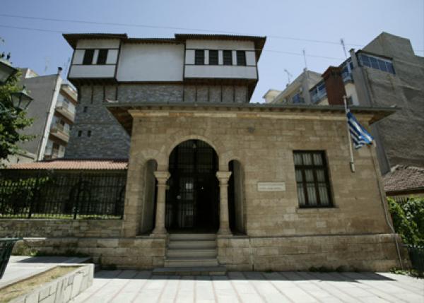 Παρουσίαση βιβλίου της κ. Άννας Ρεπανά «Τα θ&#039;κα μας τα πιρκάλια» στο λαογραφικό μουσείο Κοζάνης