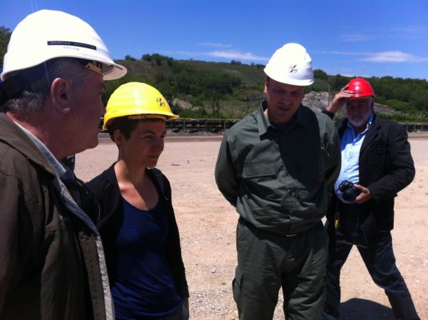 Κοζάνη: Στα ορυχεία της ΔΕΗ η αντιπρόεδρος της Ευρω-ομάδας των Πρασίνων, Ska Keller (φωτο)