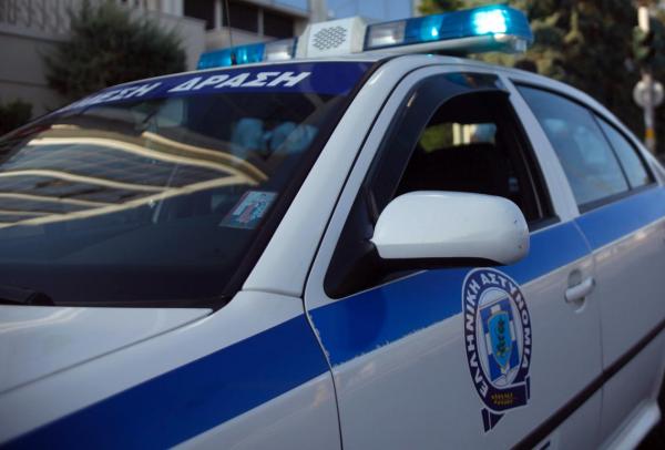Για μεταφορά ατόμων συνελήφθησαν 2 άτομα (37και 46 χρονών)  στον Πολύμυλο  Κοζάνη