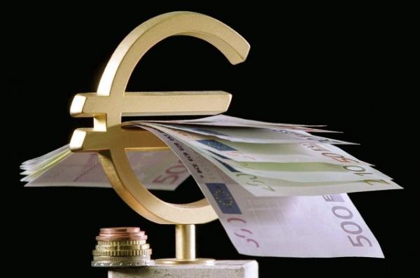 Το ταμπού του ευρώ και τα λευκά κολάρα | του Ευάγγελου Σημανδράκου
