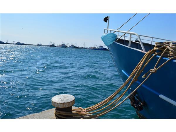 Ανανέωση των αδειών σκαφών επαγγελματικής αλιείας σε εσωτερικά ύδατα