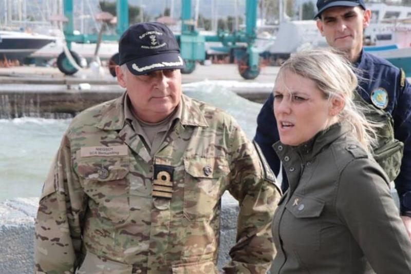 Ο υπουργός Άμυνας Trine Bramsen (S) επισκέφθηκε την Τετάρτη τα ναυτικά περιπολικά Frontex της Δανίας στην Κω