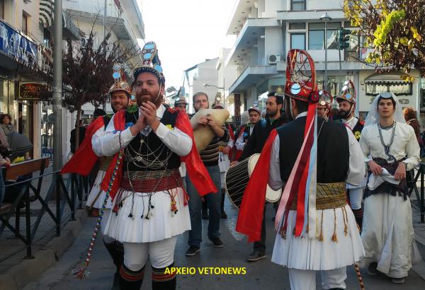 Το εθιμικό δρώμενο των Μωμόερων όπως τελείται σε οκτώ χωριά της ευρύτερης περιοχής της Κοζάνης εντάχθηκε στον αντιπροσωπευτικό κατάλογο της UNESCO (photo)