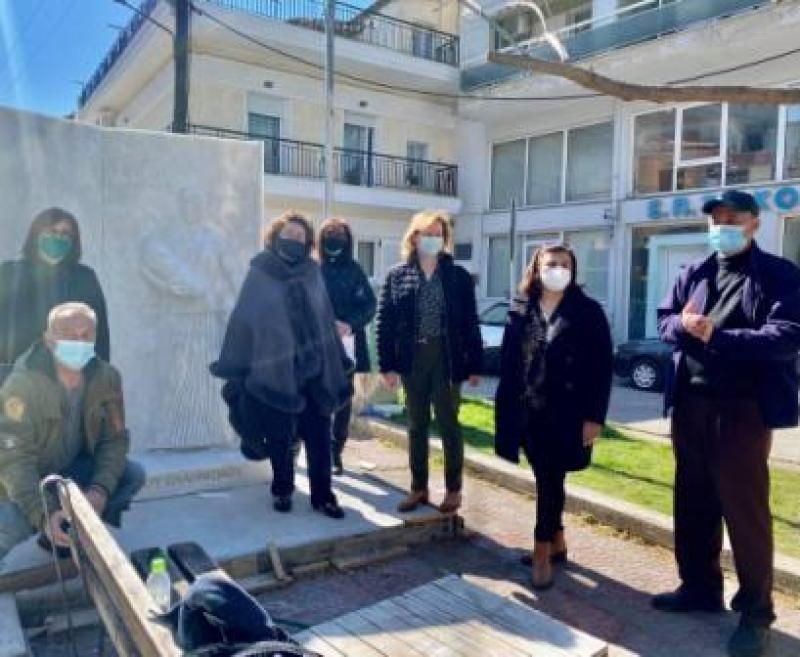 Ανεγέρθηκε το μνημείο Μικρασιατικού Ελληνισμού στην ομώνυμη πλατεία στην Κοζάνη