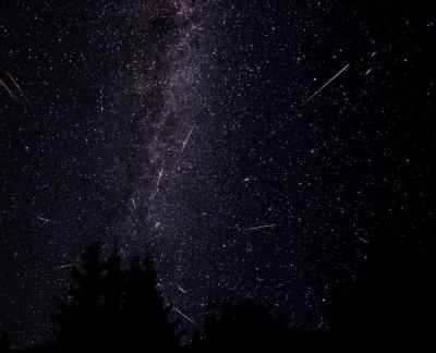 Παρατηρώντας τα αστέρια  στο δάσος Κουρί – Αστροπάρτυ από τον αστρονομικό σύλλογο Κοζάνης