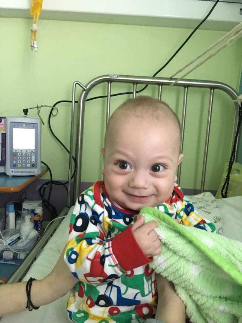 Ο μικρός Παναγιώτης απο την Κοζάνη με το χαμόγελο στα χείλη δίνει αγώνα για την ζωή του  Ας βοηθήσουμε!