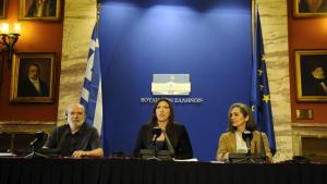 «Αναζητώντας δικτάτορα»; (Ο ρόλος της Ζωής Κωνσταντοπούλου) | του Γιώργου Καραμπελιά