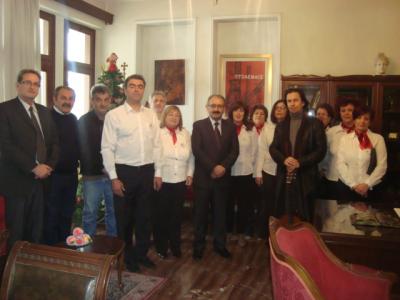 Παραδοσιακά κάλαντα και ευχές για το νέο έτος δέχτηκε ο δήμαρχος Εορδαίας Σ. Ζαμανίδης