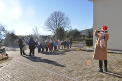 Οι μαθητές στόλισαν τα δένδρα του Μουσείου Αιανής