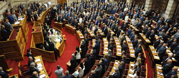 Ορκίστηκαν οι 300 της νέας Βουλής-Τη Δευτέρα οι προγραμματικές δηλώσεις