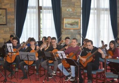 Το Δημοτικό Ωδείο Άργους Ορεστικού συγχαίρει όσους συμμετείχαν στο 2ο φεστιβάλ κιθάρας Μακεδονίας (photo)