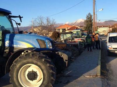Επίσκεψη Μητσοτάκη: Μπλόκα των Αγροτών σε Φλώρινα και Καστοριά