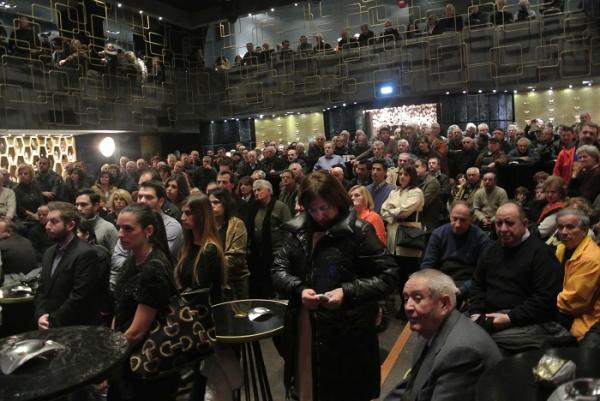 Μεγάλη προεκλογική συγκέντρωση του Πάρι Κουκουλόπουλου στην Κοζάνη:&quot;Ανοίξαμε το δρόμο για να πάμε μπροστά&quot; - Κατάμεστο από κόσμο το Dada (βιντεο)