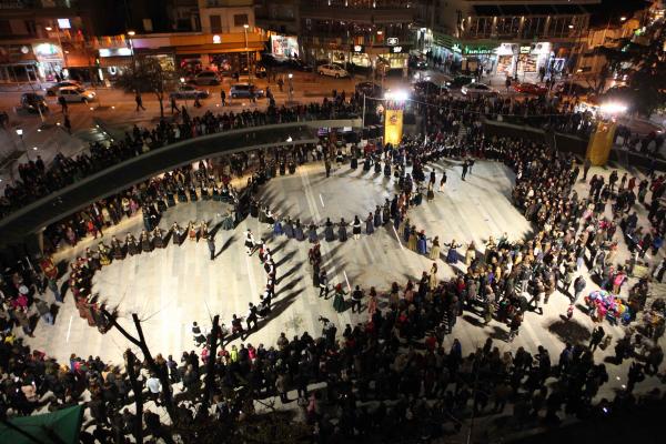 Κοζανίτικη Αποκριά 2016  Μια μεγαλειώδης γιορτή του Λαϊκού Πολιτισμού. Οι εικόνες μίλησαν από μόνες τους. Το στοίχημα κερδήθηκε