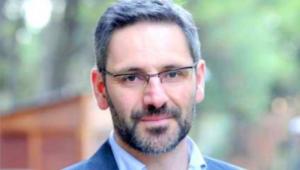 Ο Λευτέρης Ιωαννίδης παραδίδει την σκυτάλη στα μέλη της &quot;Κίνησης Τοπος να ζεις&quot;. &quot;Ο κύκλος μου στην αυτοδιοίκηση κλεινει το 2023&quot;
