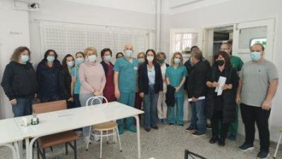 Καλλιόπη Βέττα: Η κυβέρνηση εξοφλεί γραμμάτια επαναφέροντας τους εργολάβους στα Νοσοκομεία »