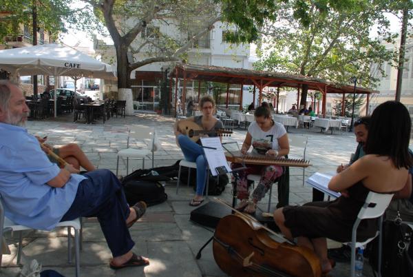 Η τελική πρόβα στην Πλατεία Σερβίων