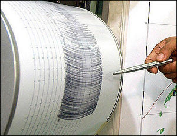 Στη Βουλή το θέμα του σεισμού στην Αιανή απο το ΚΚΕ