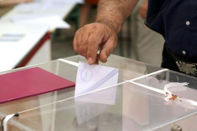 Απόλυτη πλειοψηφία για το ψηφοδέλτιο της ΔΚΜ με τον Μ. Καρακάση στις εκλογές στο Οικονομικό Επιμελητήριο