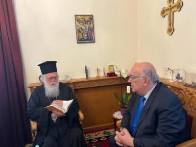 Συνάντηση του  Μιχάλη Παπαδόπουλου με τον  Αρχιεπίσκοπο Αλβανίας Αναστάσιο