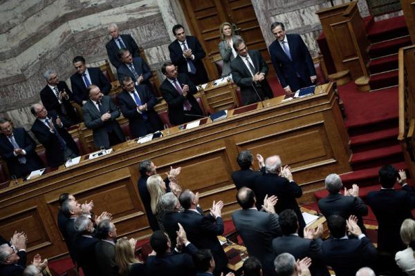 Πέρασε ο προϋπολογισμός: 155 «ναι», 134 «όχι», ένα «παρών»