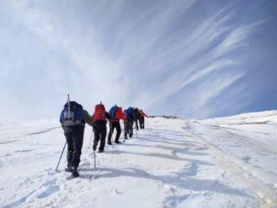 Ε.Ο.Σ. Κοζάνης :ορειβατική διαδρομή στον Γράμμο, ανάβαση στη Δρακόλιμνη Γκιστόβα