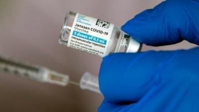 Από σήμερα εμβολιασμοί με το μονοδοσικό εμβόλιο της Johnson & Johnson