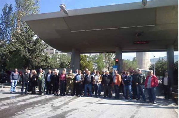 η φωτογραφια ειναι απο την εφημεριδα Πρωινό Λόγο