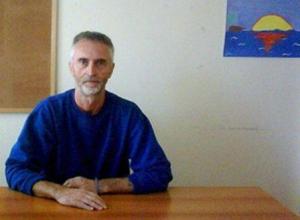 Συγγραφείς και υποκειμενογράφοι | του Θανάση Καλλιανιώτη