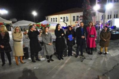 Σε Φλώρινα και Μελίτη συνεχίστηκαν οι Χριστουγεννιάτικες εκδηλώσεις του Δήμου Φλώρινας.
