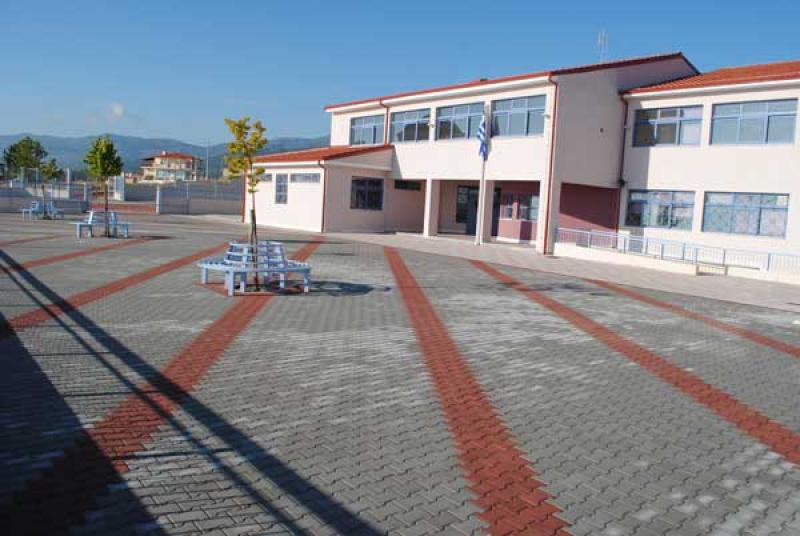 Το ΚΚΕ για τις εξελίξεις στο Καλλιτεχνικό Γυμνάσιο Κοζάνης - Καταλογίζει ευθύνες σε Κυβέρνηση και τοπικούς παράγοντες