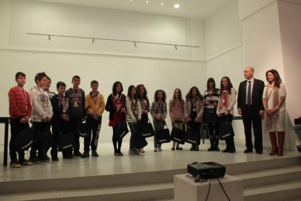 Συγχαρητήριο Μήνυμα του Συλλόγου Γονέων και Κηδεμόνων του 1ου Δημοτικού Σχολείου Σερβίων για τη βράβευση των μαθητών στο Διαγωνισμό Γαλλοφωνίας