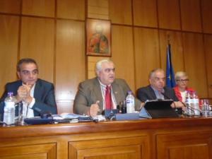 Η βραχονησίδα του κιτρινισμού (του Ζήση Πιτσιάβα)