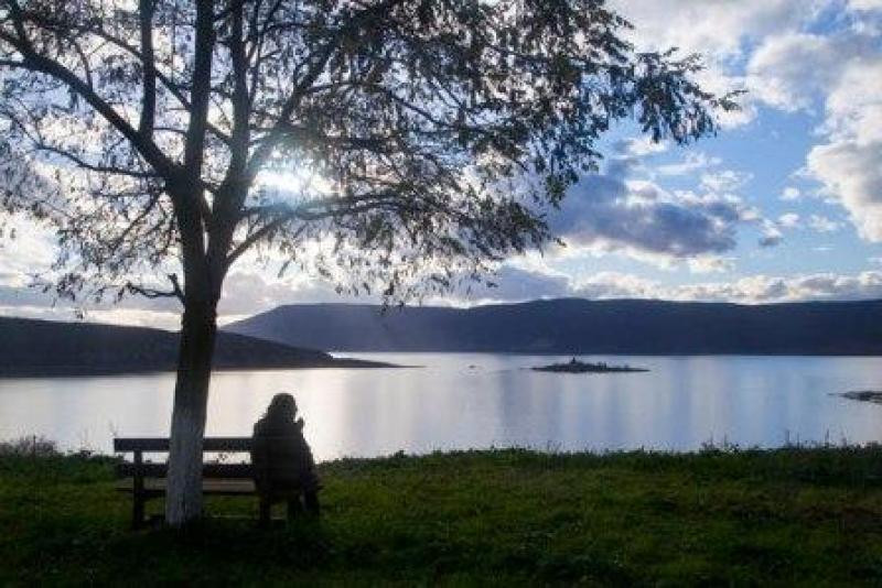 Θέα στη λίμνη Βεγορίτιδα