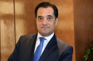 Ο Αδωνης Γεωργιάδης στο δικαστικό Μέγαρο  Καστοριάς, μάρτυρας σε μήνυση που έχει ασκήσει η βουλευτής Μαρία Αντωνίου