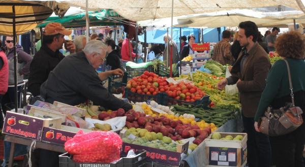 Παρασκευή αντί για Σάββατο λαϊκή λόγω της γιορτής του Πολιούχου Αγίου Νικολάου